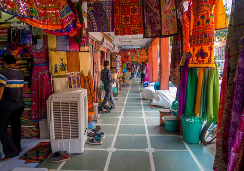 Shopping Guide Jaipur: Shop Till You Drop Through Colorful Jaipur Bazaars