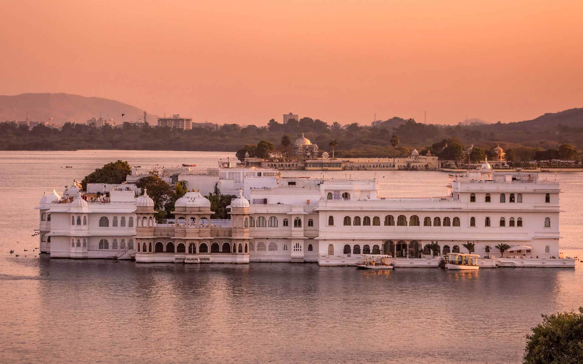 Golden Triangle Tour with Udaipur